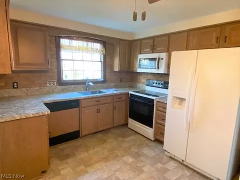 5378 Celeste View Dr, Stow, OH 44224 photo 7