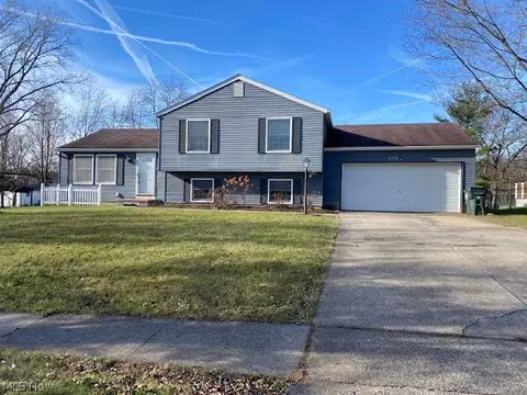 5378 Celeste View Dr, Stow, OH 44224 photo 1