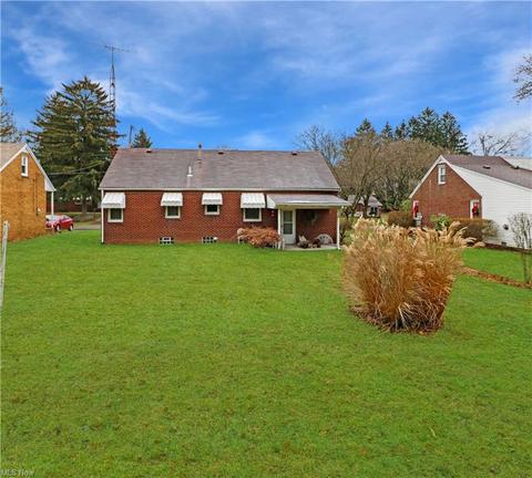191 Saratoga Ave NW, Canton, OH 44708 photo 2