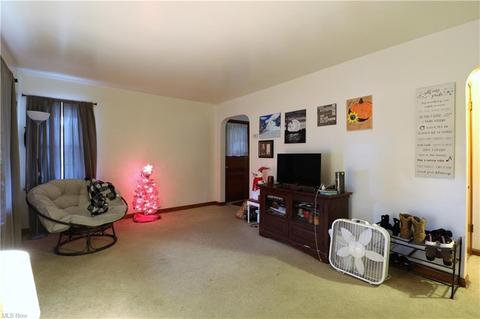 191 Saratoga Ave NW, Canton, OH 44708 photo 3