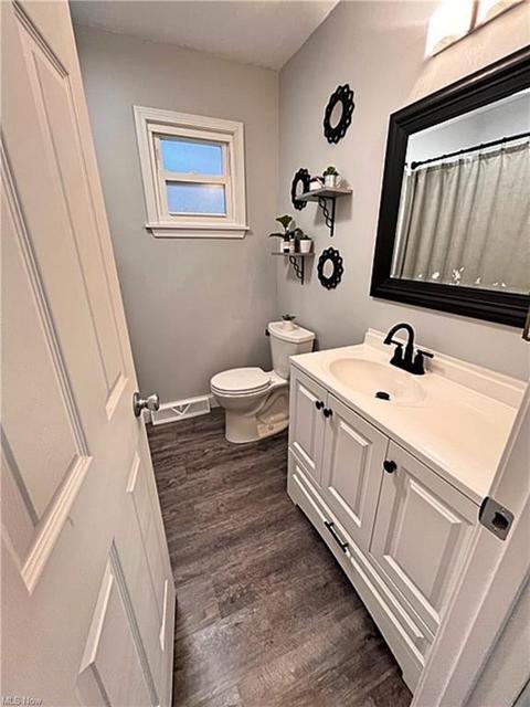 402 Karen Dr, Chardon, OH 44024 photo 12