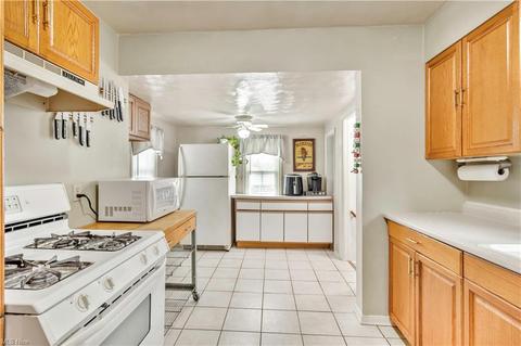 8864 W Ridge Rd, Elyria, OH 44035 photo 22
