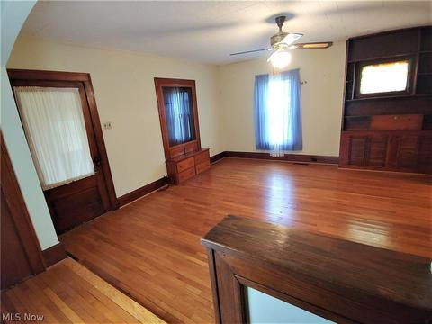 110 West St, Kipton, OH 44049 photo 8