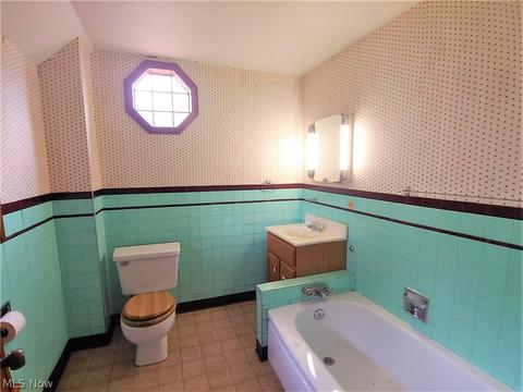110 West St, Kipton, OH 44049 photo 25