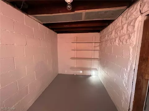 692 Patterson Ave, Akron, OH 44310 photo 22