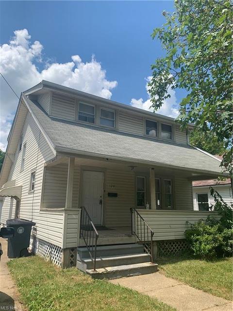 124 Devonshire Dr, Akron, OH 44312 photo 1