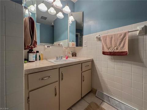 466 Melbourne Ave, Boardman, OH 44512 photo 17