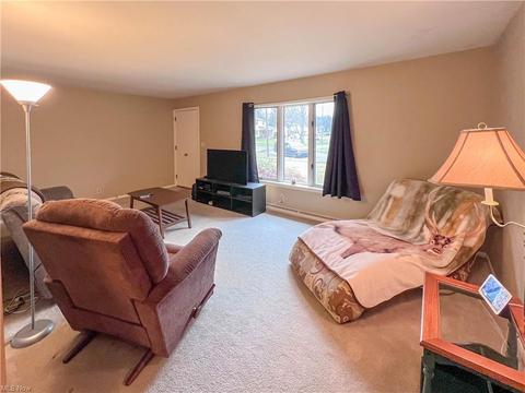 466 Melbourne Ave, Boardman, OH 44512 photo 4