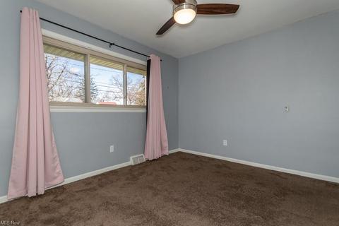 1949 E 300th St, Wickliffe, OH 44092 photo 12