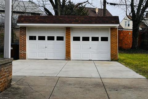 6099 Ridge Rd, Parma, OH 44129 photo 25