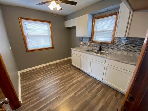 6099 Ridge Rd, Parma, OH 44129 photo 3