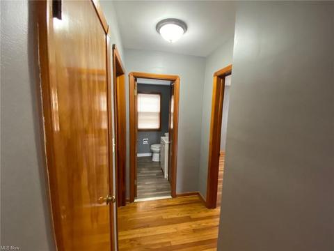 6099 Ridge Rd, Parma, OH 44129 photo 18
