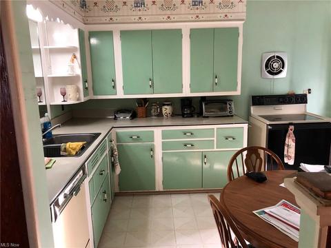 40158 Parsons Rd, Lagrange, OH 44050 photo 3