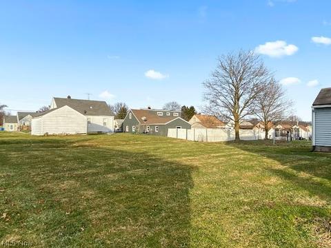 165 Renee Dr, Struthers, OH 44471 photo 10
