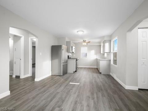 165 Renee Dr, Struthers, OH 44471 photo 5