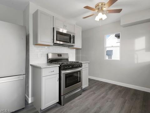 165 Renee Dr, Struthers, OH 44471 photo 4