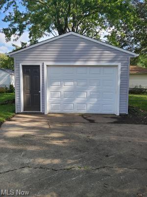 369 Wesley Ave, Elyria, OH 44035 photo 27