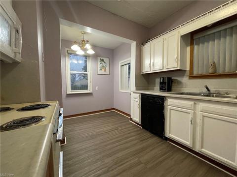 805 Columbus Ave NW, Canton, OH 44708 photo 4