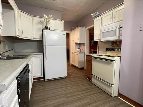 805 Columbus Ave NW, Canton, OH 44708 photo 5