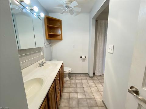 1394 Hamlin Dr, Ashtabula, OH 44004 photo 11