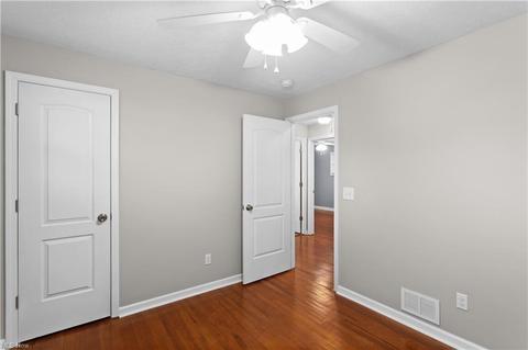 11907 Glamer Dr, Parma, OH 44130 photo 17