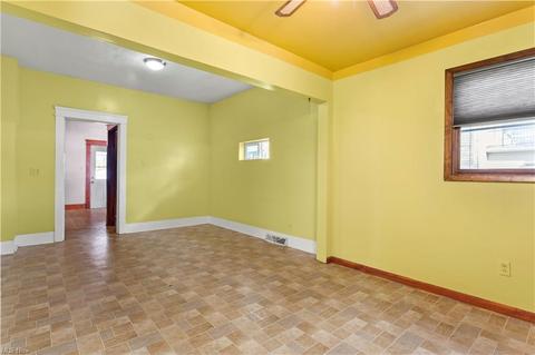1744 E 34th St, Lorain, OH 44055 photo 11