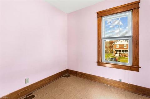 1744 E 34th St, Lorain, OH 44055 photo 24
