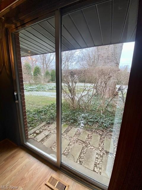6147 Bryson Dr, Mentor, OH 44060 photo 6