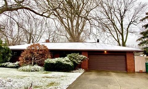 6147 Bryson Dr, Mentor, OH 44060 photo 1