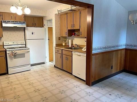 299 E 270th St, Euclid, OH 44132 photo 18