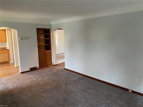 2919 Brookview Blvd, Parma, OH 44134 photo 9