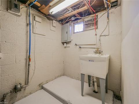 83 Sprague Rd, Berea, OH 44017 photo 30