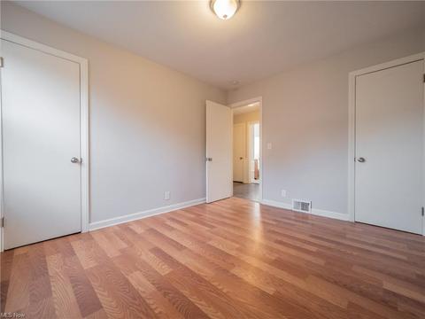 83 Sprague Rd, Berea, OH 44017 photo 15