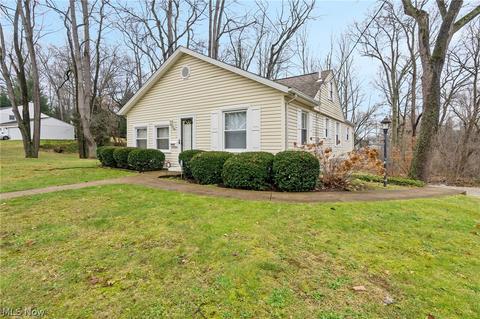4928 2nd St, Canton, OH 44708 photo 2