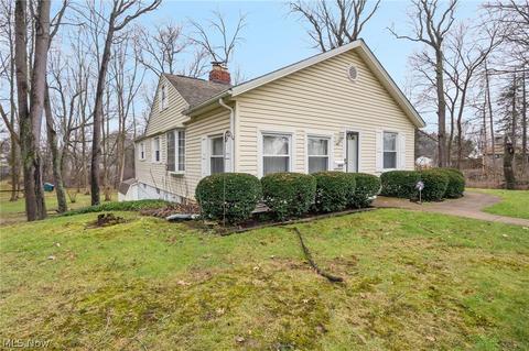 4928 2nd St, Canton, OH 44708 photo 3
