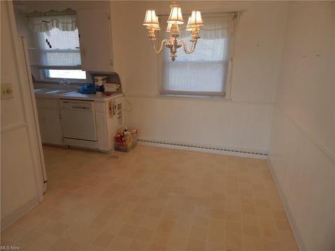 31715 Bainbridge Rd, Solon, OH 44139 photo 8