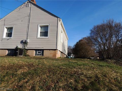 2230 Cramer Ave, Akron, OH 44312 photo 12
