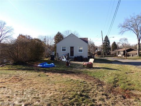 2230 Cramer Ave, Akron, OH 44312 photo 10