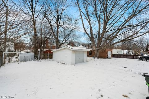 21721 Priday Ave, Euclid, OH 44123 photo 29