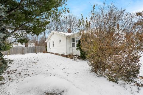 21721 Priday Ave, Euclid, OH 44123 photo 27