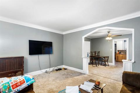 21721 Priday Ave, Euclid, OH 44123 photo 6