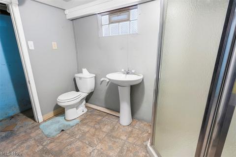 21721 Priday Ave, Euclid, OH 44123 photo 25