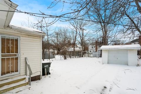 21721 Priday Ave, Euclid, OH 44123 photo 28