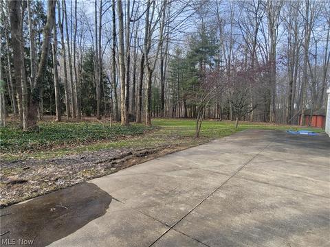 71 E Pine St, Jefferson, OH 44047 photo 5