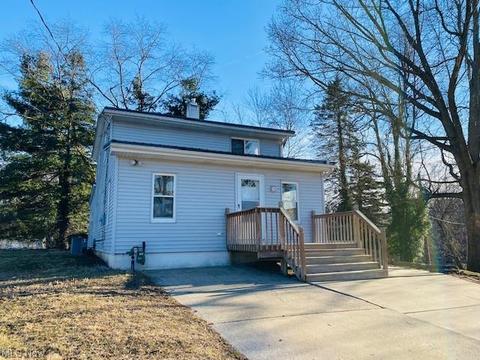 2770 Ithaca Ave, Akron, OH 44312 photo 2