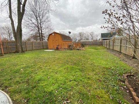 135 Brace Ave, Elyria, OH 44035 photo 10