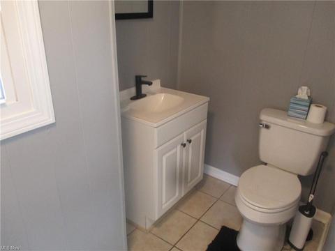 18 Creed St, Struthers, OH 44471 photo 6
