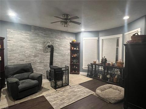 5310 Stark Ave, Ashtabula, OH 44004 photo 2