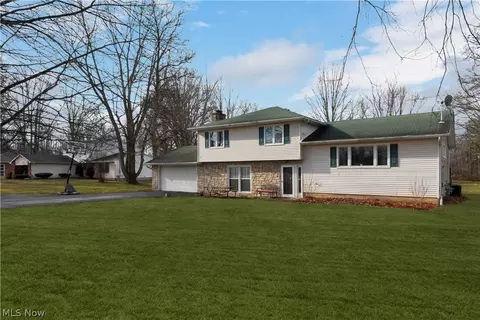 8454 Oberlin Rd, Elyria, OH 44035 photo 1