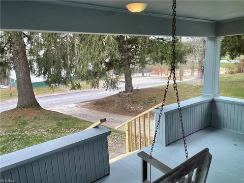 987 Shamrock Dr, Barnesville, OH 43713 photo 6